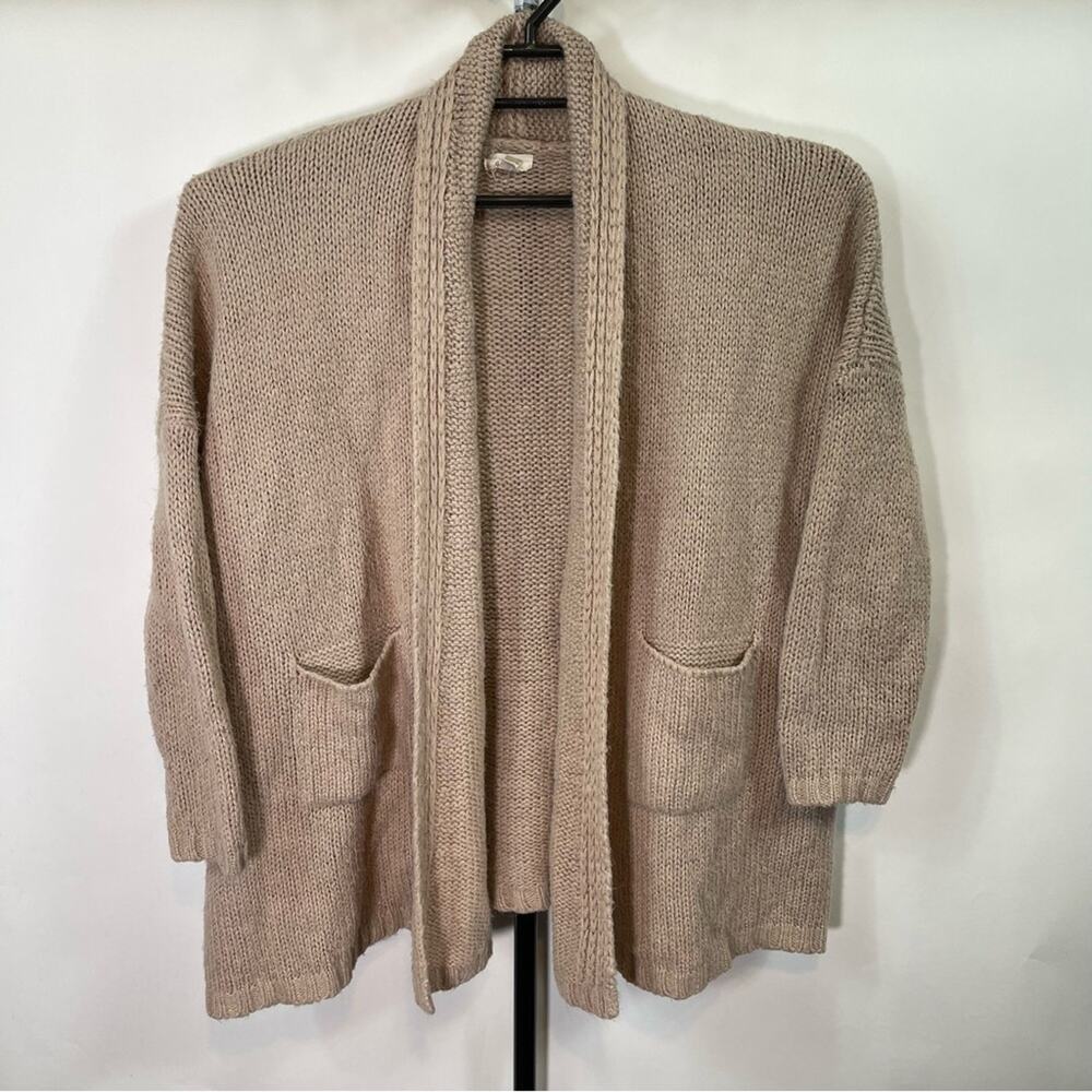 Debut Brown Tan Knitted Thick Cardigan Sweater Size Med/Lg Women’s